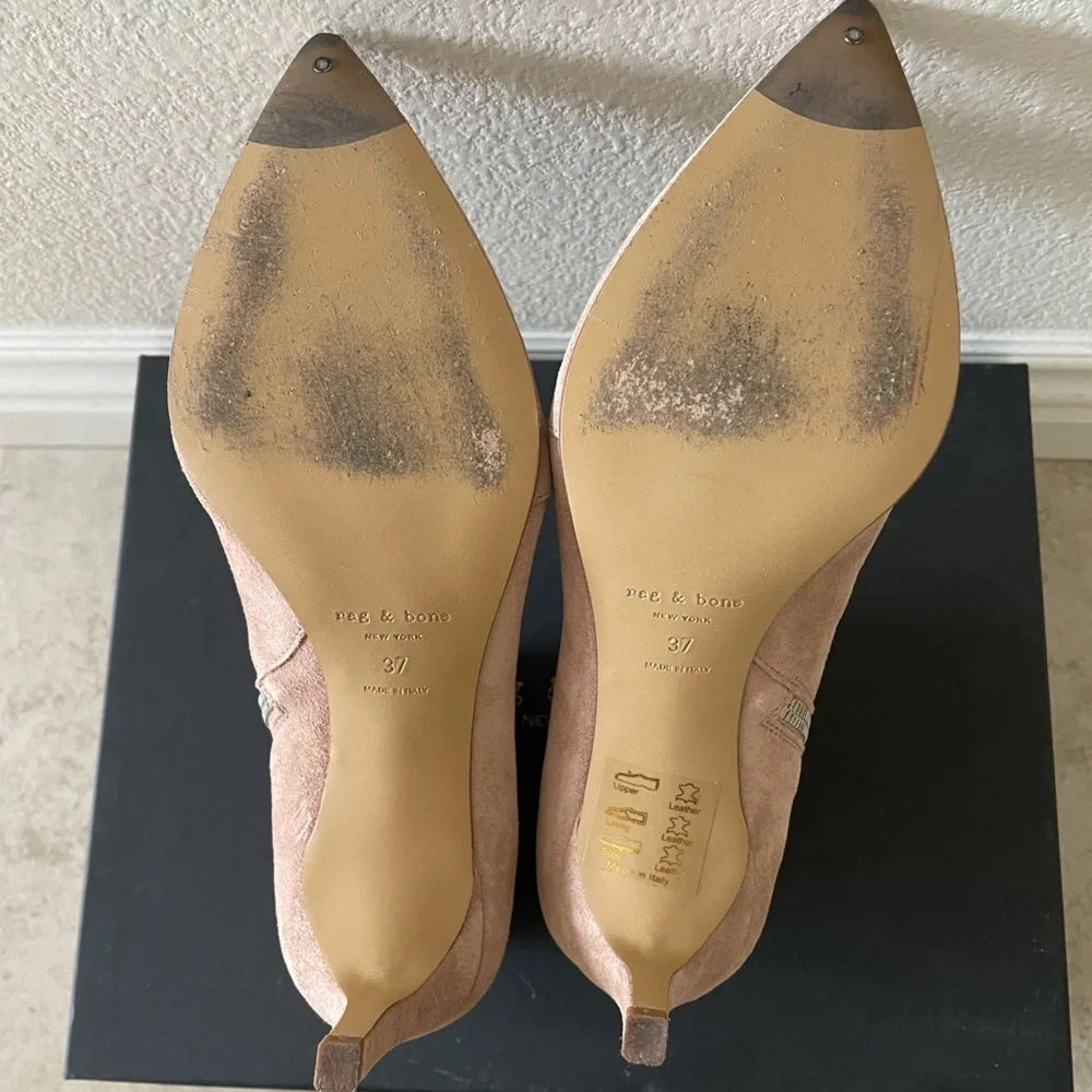 Rag & bone Beha nude suede pointed toe booties boots 7